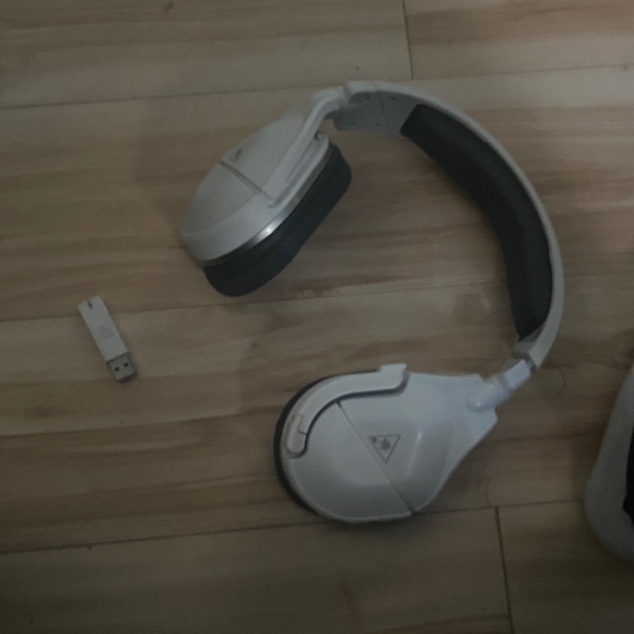 Turtle Beach White Over-Ear Headphones